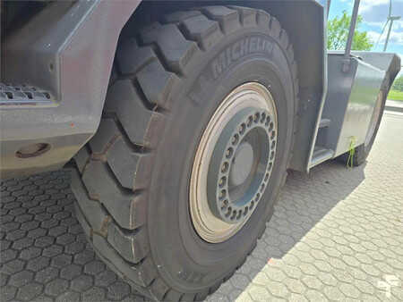 Terminálový traktor  MAFI MT45R 4x4 (13)