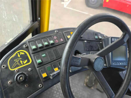 Terminálový traktor  MAFI MT45R 4x4 (18)
