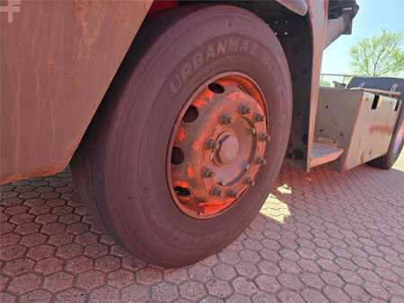 Terminal tractor 2015  Terberg YT182 (16)