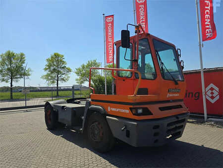 Wózek terminalowy  Terberg YT182 (1)
