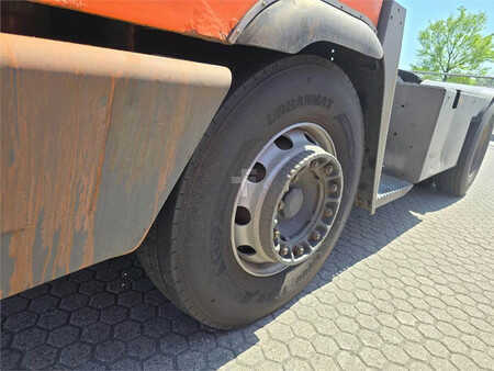 Terminal tractor 2013  Terberg YT182 (11)