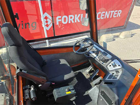 Terminal tractor 2013  Terberg YT182 (17)