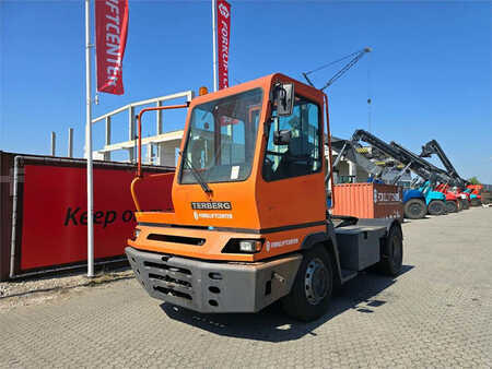 Wózek terminalowy  Terberg YT182 (2)