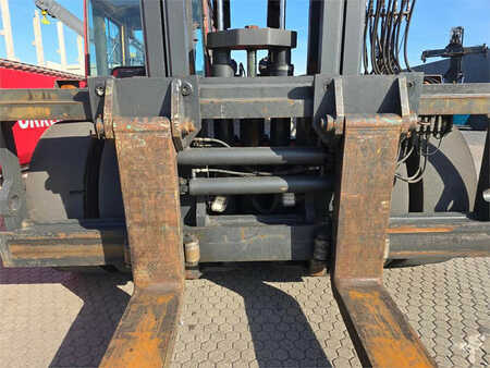 Kalmar DCE330 RoRo