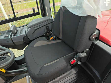 Dieseltrukki 2025  Kalmar DCG160-12 (13)