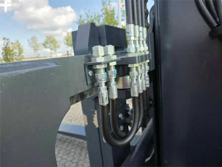 Dieseltrukki 2025  Kalmar DCG160-12T (11)