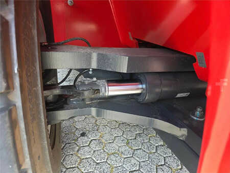 Dieseltrukki 2025  Kalmar DCG160-12T (15)