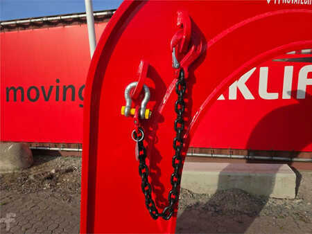 Muut  [div] Gooseneck Safety Chains (1)