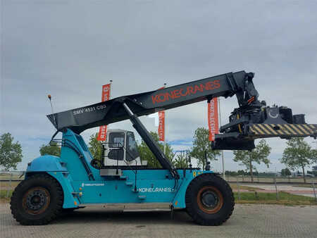 Reachstacker 2014  SMV Konecranes SMV 4531 CB5 (1)