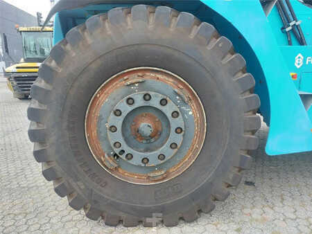 Reachstacker 2014  SMV Konecranes SMV 4531 CB5 (15)