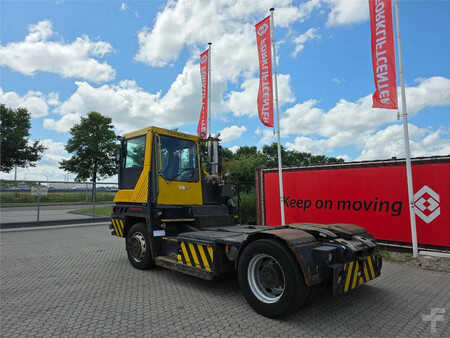 Trattori per terminali  Terberg RT222 4x4 (6)
