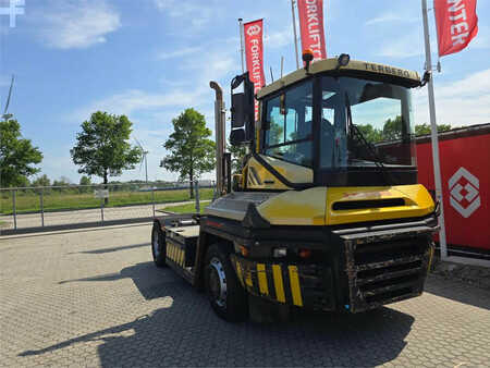 Trator de terminal 2011  Terberg RT223 4x4 (1)