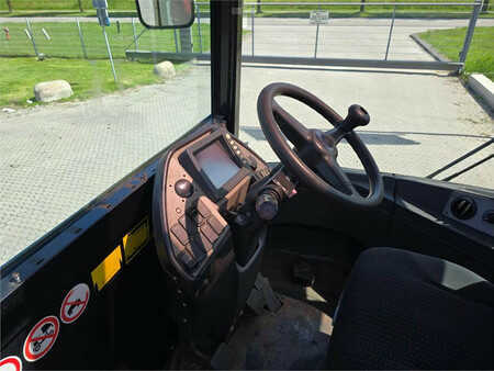Trator de terminal 2011  Terberg RT223 4x4 (17)