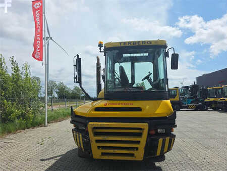 Trattori per terminali  Terberg RT283 4x4 (8)