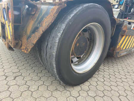 Trattori per terminali  Terberg RT283 4x4 (13)