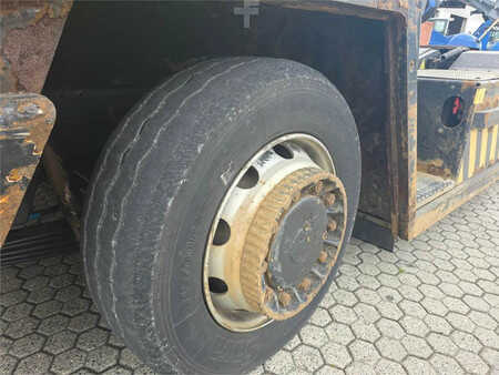 Trattori per terminali  Terberg RT283 4x4 (15)