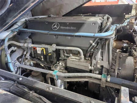 Trattori per terminali  Terberg RT283 4x4 (17)