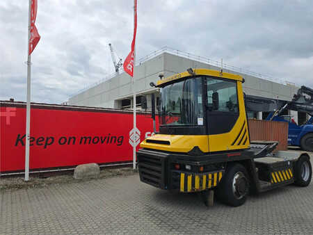 Trator de terminal 2015  Terberg RT283 4x4 (2)