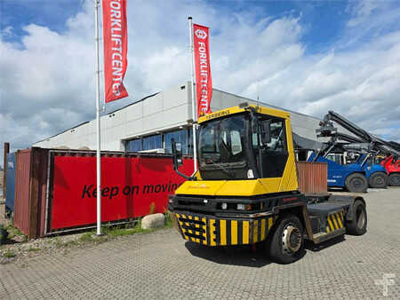 Wózek terminalowy  Terberg RT282 4x4 (2)