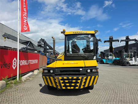 Wózek terminalowy  Terberg RT282 4x4 (8)