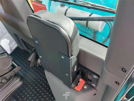 Reachstackers 2025  SMV Konecranes SMV 4632 TC5 (15)