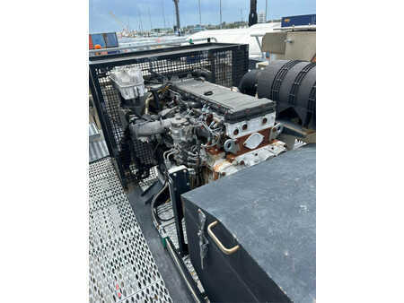 Altri 2015  Terex N SC 424 E (3)