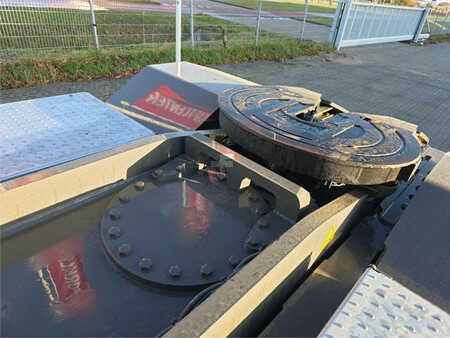 Terminálový traktor  Terberg RT403 4x4 (10)