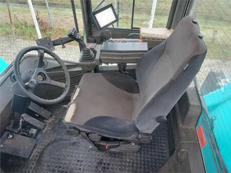 Reach stacker 2016  SMV Konecranes SMV 4531 TC5 (11)