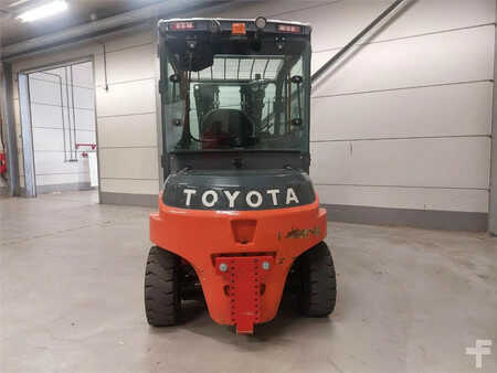 Elektro čtyřkolový VZV 2021  Toyota 8FBMT50 (9)