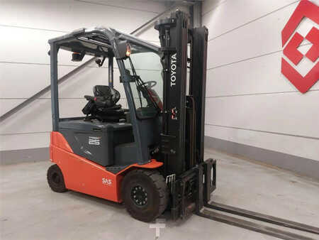 4-wiel elektrische heftrucks  Toyota 8FBMKT25 (3)