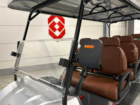 Miscelaneo 2025  FORKLIFTCENTER FLC6S 6-seater Electric Golf Cart (15)