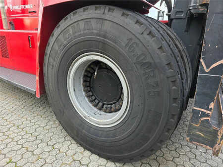 Dieseltrukki 2019  Kalmar DCG330-12 (17)