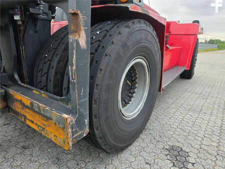 Dieseltrukki 2019  Kalmar DCG330-12 (18)