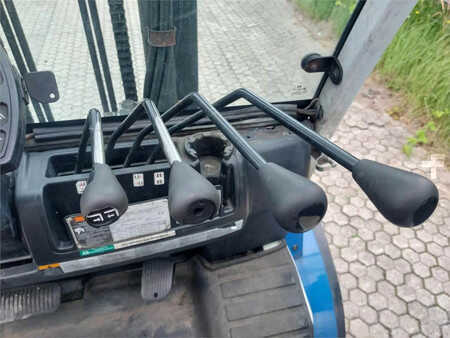 Chariots élévateurs diesel 2018  Hyster H5.5FT (18)