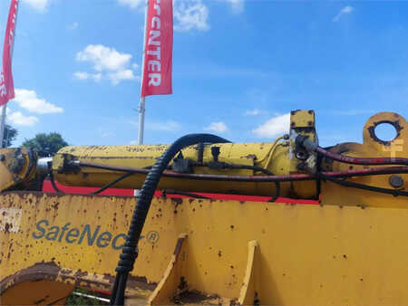 Autres 2006  CATRACOM SAN 40L SafeNeck incl parkstand (9)