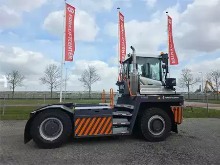 Tractor Industrial  Terberg RT403 4x4 (3)
