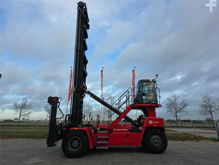 Konténerszállítók 2025  Kalmar DCG90-45ES7 (2)