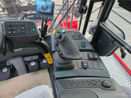 Konténerszállítók 2025  Kalmar DCG90-45ES7 (19)