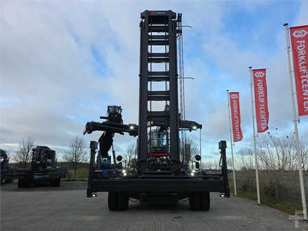 Konténerszállítók 2025  Kalmar DCG90-45ES7 (5)