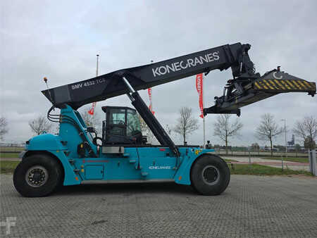 Reachstacker 2020  SMV Konecranes SMV 4532 TC5 (1)