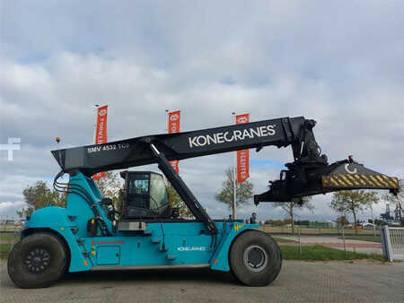 Reachstacker 2020  SMV Konecranes SMV 4532 TC5 (1)