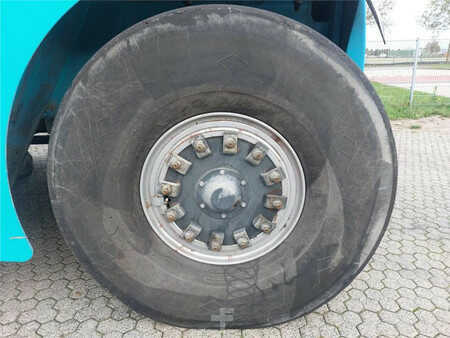 Reachstacker 2020  SMV Konecranes SMV 4532 TC5 (16)