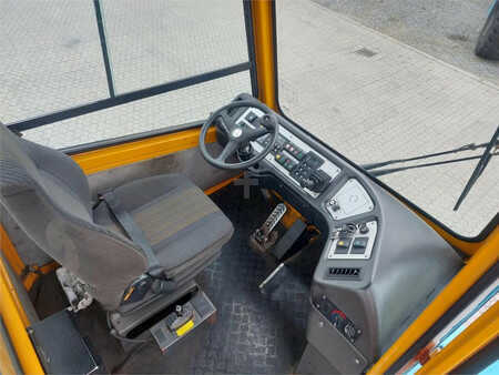 Tracteurs à bagages 2011  Terberg YT182 (15)