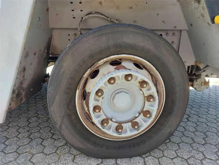 Tracteurs à bagages 2014  Terberg TT223 (13)