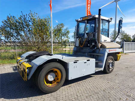 Tracteurs à bagages 2014  Terberg TT223 (6)