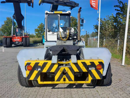 Tracteurs à bagages 2014  Terberg TT223 (8)