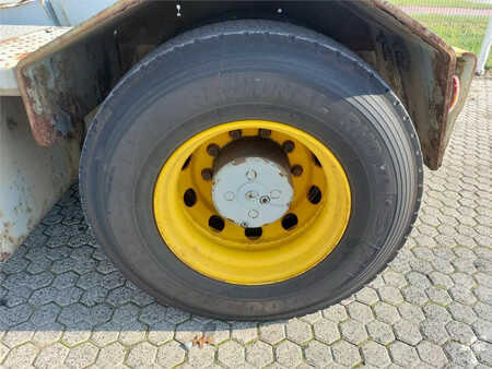 Tracteurs à bagages 2014  Terberg TT223 (13)