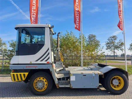 Tracteurs à bagages 2014  Terberg TT223 (4)