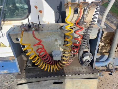 Tracteurs à bagages 2011  Terberg RT283 4x4 (10)