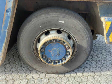 Tracteurs à bagages 2011  Terberg RT283 4x4 (13)